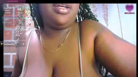 Snapshot of roos_veyker chatting on 10.23.25 roos_veyker online show from 10.23.25