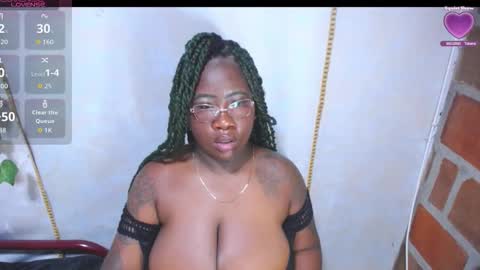 Snapshot of roos_veyker chatting on 10.29.25 roos_veyker online show from 10.29.25