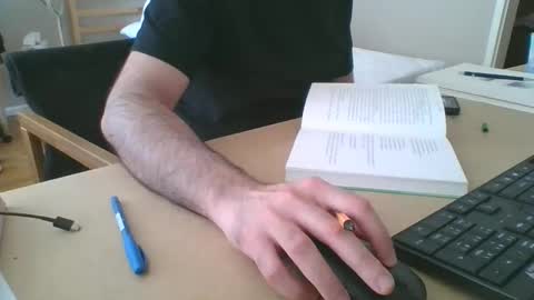 Snapshot of roridory_100 chatting on 03.01.26 roridory_100 online show from 03.01.26