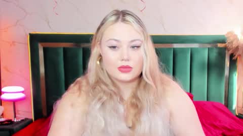 Chloe online show from 10.17.25