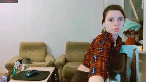 Snapshot of rosa843850 chatting on 02.19.25 rosa843850 online show from 02.19.25