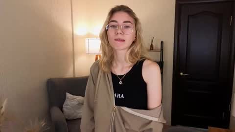 Emma online show from 10.08.25