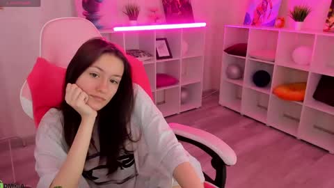 Viola online show from 04.17.26