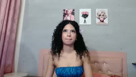 rosa_woolf online show from 09.23.25