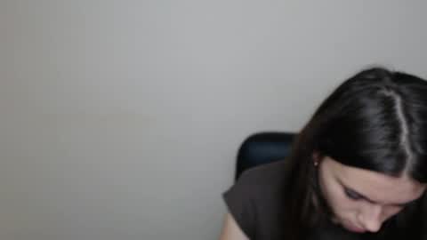 Snapshot of rosalais_ chatting on 09.10.25 Rose online show from 09.10.25