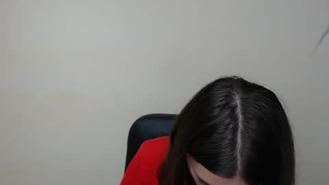 Snapshot of rosalais_ chatting on 09.24.25 Rose online show from 09.24.25