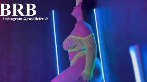 Snapshot of rosaliefetish chatting on 10.25.25 Rosalie online show from 10.25.25