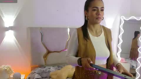 ROSALIN online show from 10.18.25