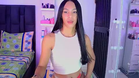 Snapshot of rosalindasexy chatting on 12.05.24 Rosalinda online show from 12.05.24