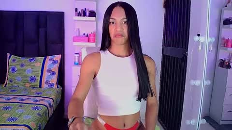 Snapshot of rosalindasexy chatting on 12.05.24 Rosalinda online show from 12.05.24