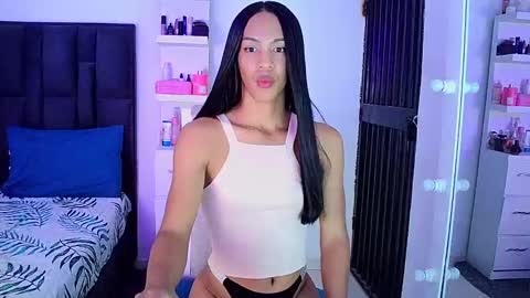 Snapshot of rosalindasexy chatting on 12.07.24 Rosalinda online show from 12.07.24