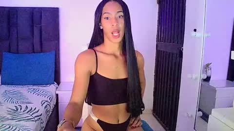 Snapshot of rosalindasexy chatting on 01.08.25 Rosalinda online show from 01.08.25