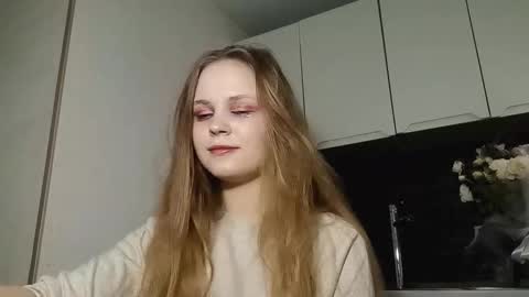 Snapshot of rosalindwickersheim chatting on 11.16.25 Lisa online show from 11.16.25