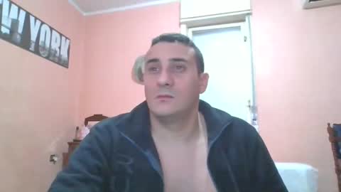 Snapshot of rosario1212 chatting on 02.22.25 Rosario online show from 02.22.25