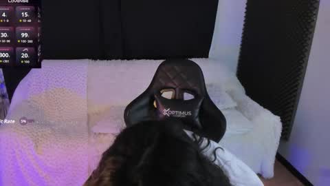 Snapshot of rosario215_ chatting on 10.16.25 Rosario online show from 10.16.25