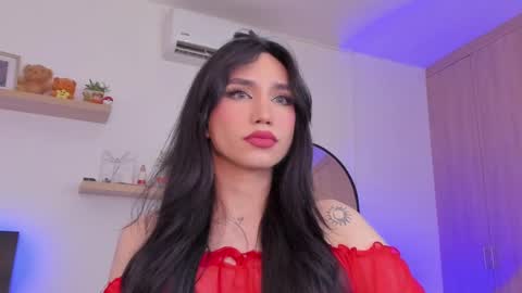 Rose Saenz online show from 02.25.25