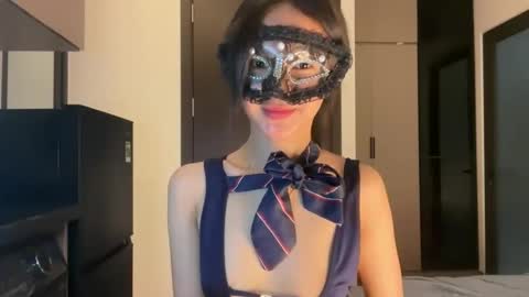 Snapshot of rose_ah chatting on 04.25.26 rose_ah online show from 04.25.26