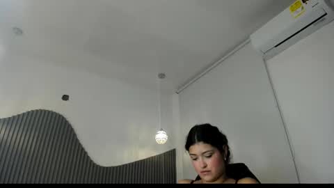 Snapshot of rose_bluet chatting on 06.27.26 Rose online show from 06.27.26