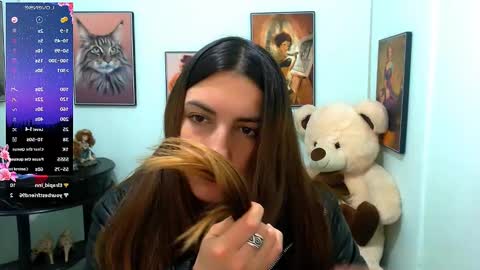 Snapshot of rose_celina chatting on 12.16.24 Rose online show from 12.16.24