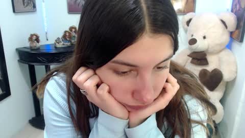 Snapshot of rose_celina chatting on 12.20.24 Rose online show from 12.20.24