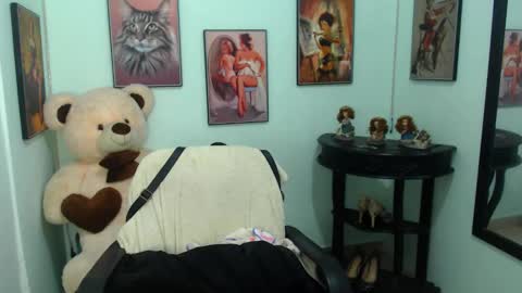 Snapshot of rose_celina chatting on 03.02.25 Rose online show from 03.02.25