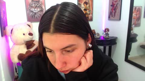 Snapshot of rose_celina chatting on 03.12.25 Rose online show from 03.12.25