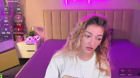 Kimberlly online show from 07.12.26