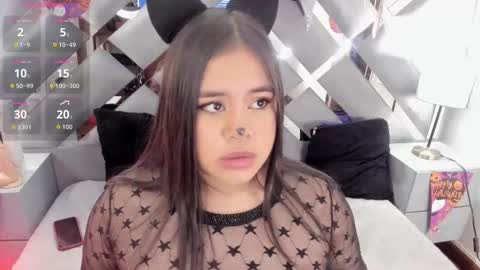 Snapshot of rose_nova_ chatting on 10.17.25 Rose 3 online show from 10.17.25