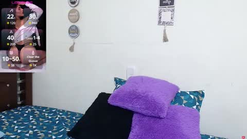 Snapshot of rose_towers4 chatting on 10.24.25 rose_towers4 online show from 10.24.25