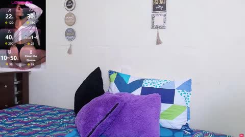 Snapshot of rose_towers4 chatting on 11.12.25 rose_towers4 online show from 11.12.25