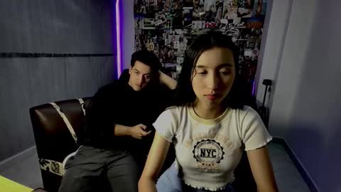 Snapshot of roseandviktor23 chatting on 10.11.25 Rose Sins and Don Viktor online show from 10.11.25