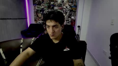 Snapshot of roseandviktor23 chatting on 10.14.25 Rose Sins and Don Viktor online show from 10.14.25