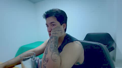 Snapshot of roseandviktor23 chatting on 11.21.25 Rose Sins and Don Viktor online show from 11.21.25