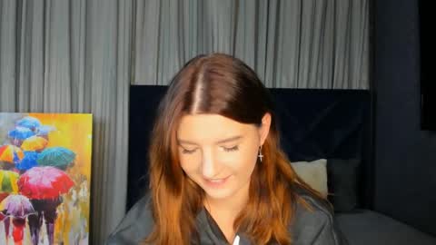 Snapshot of roseblanche2k chatting on 12.11.24 Florin online show from 12.11.24