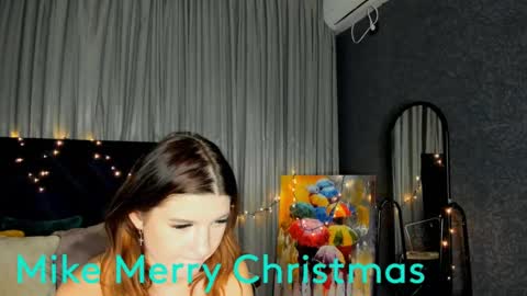 Snapshot of roseblanche2k chatting on 12.26.24 Florin online show from 12.26.24