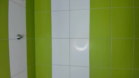 Snapshot of roseblanche2k chatting on 01.26.25 Florin online show from 01.26.25