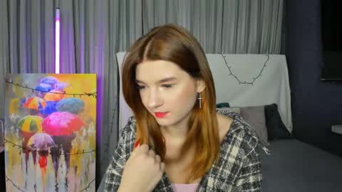 Snapshot of roseblanche2k chatting on 02.05.25 Florin online show from 02.05.25