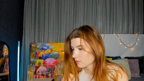 Snapshot of roseblanche2k chatting on 02.07.25 Florin online show from 02.07.25