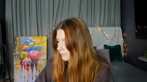 Snapshot of roseblanche2k chatting on 02.20.25 Florin online show from 02.20.25