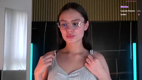 Snapshot of rosekira chatting on 08.03.26 Daddys girl Kira online show from 08.03.26