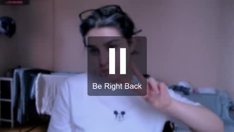 Snapshot of roselina_ chatting on 09.27.25 Rose online show from 09.27.25