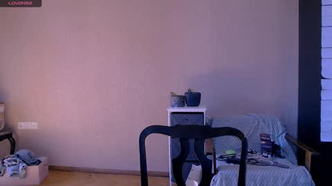 Snapshot of roselina_ chatting on 10.12.25 Rose online show from 10.12.25