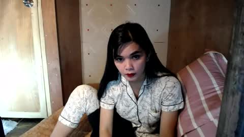 Snapshot of rosella_xx chatting on 08.03.26 TONETH online show from 08.03.26