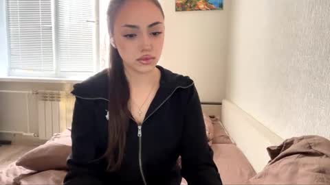 Snapshot of rosenavillifana chatting on 11.12.25 Mimi online show from 11.12.25