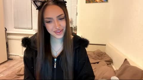 Mimi online show from 11.26.25