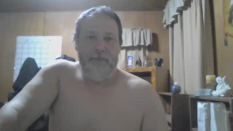 Snapshot of rosepanda chatting on 02.06.25 Lost4gain online show from 02.06.25