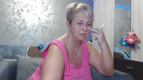 Lovepinklilly online show from 02.07.26