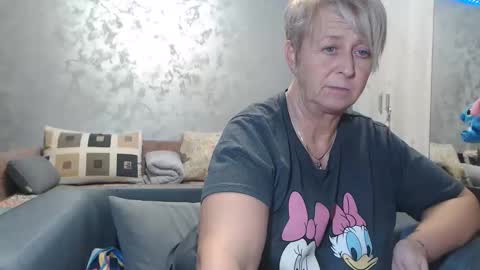 Lovepinklilly online show from 02.17.26