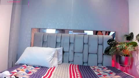 Snapshot of rosetemple chatting on 02.18.26 Rose online show from 02.18.26