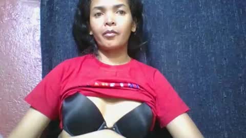 rosia685234 online show from 12.17.25